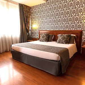 Montresor Palace Hotel
