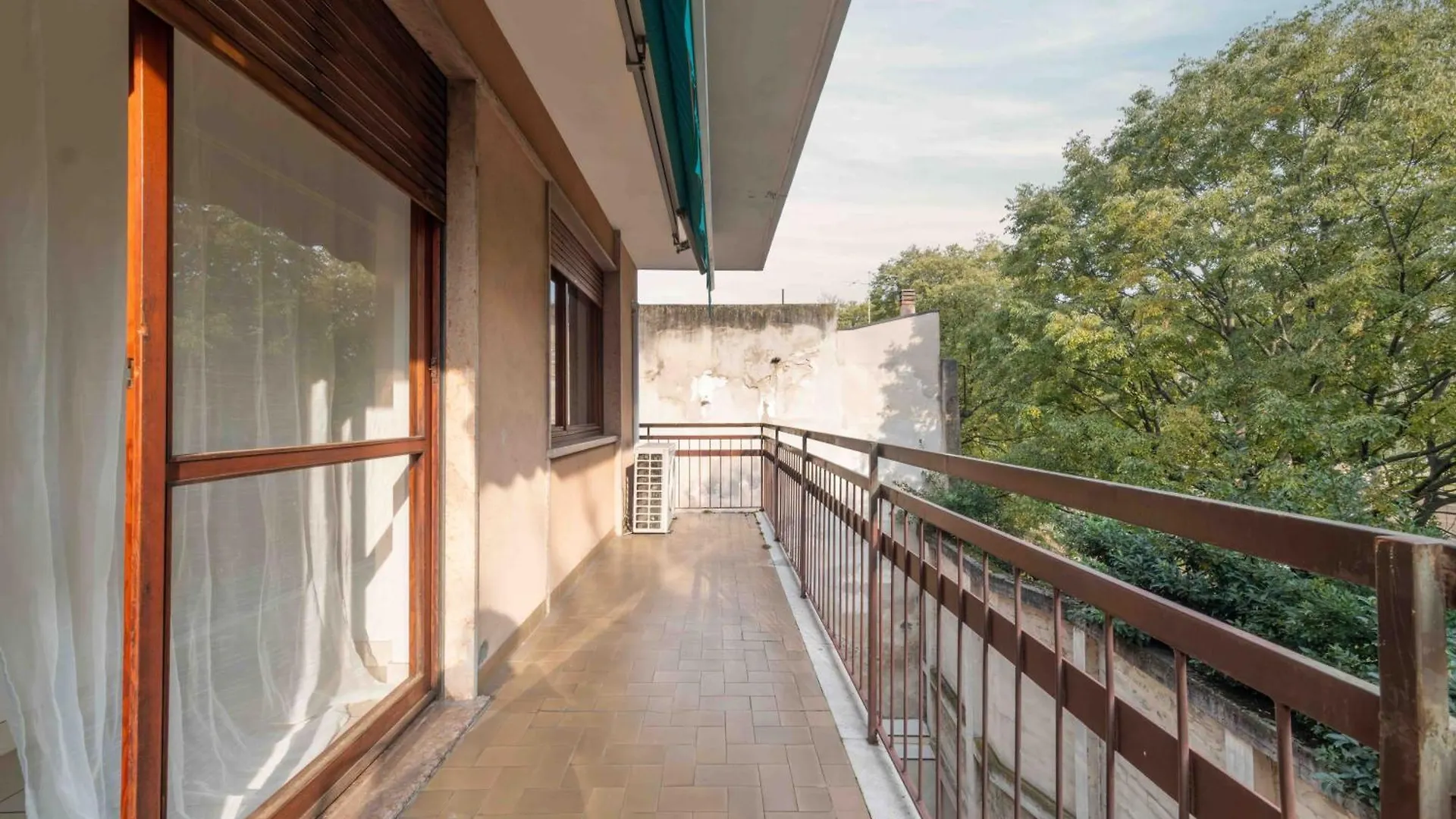 Guesthouse127 Verona 0*,